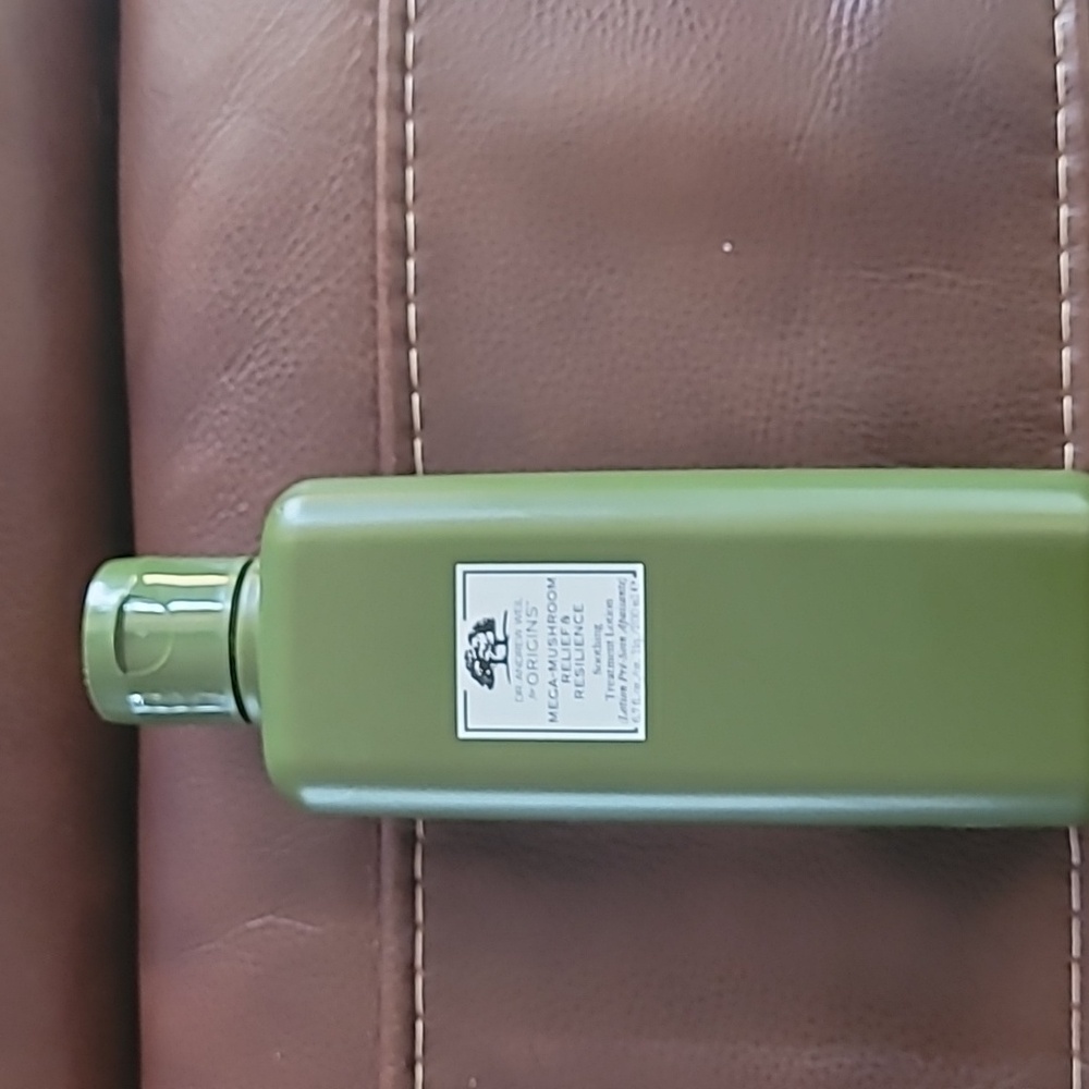 Origins Mega-Mushroom Relief & Resilience Treatment